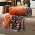 AA versijas divslāņu sega 200×230 - Image 3